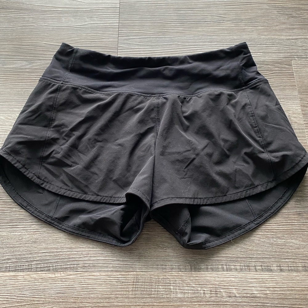 Lululemon Speed Up short